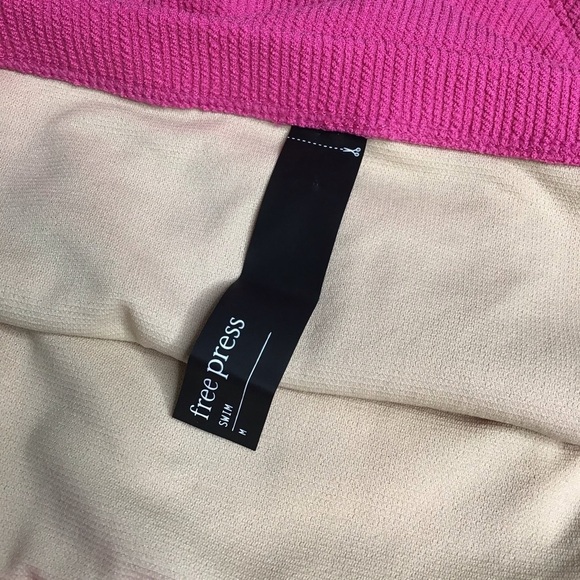 Free Press Brandi textured pink bikini bottoms - Picture 6 of 7
